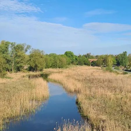 Mieszkanie Nad Ilawka - 2 Pokoje, Kuchnia, Lazienka, Balkon, Parking, Wi-fi * Iława
